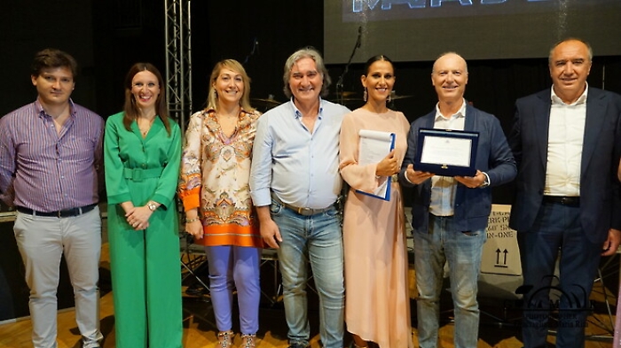 104349265-43445bb1-bb3f-49eb-a103-3ad9c2c638cf