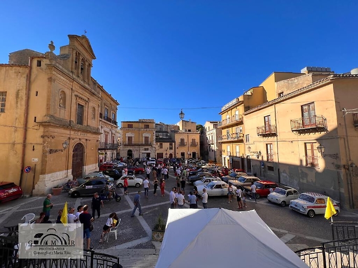 105735544-6f3456e3-cea6-471e-b8c7-194d0fa8a915