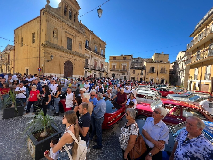 105737534-9ce8c1d0-fa7e-40a4-bd5d-1330d41ee1b9