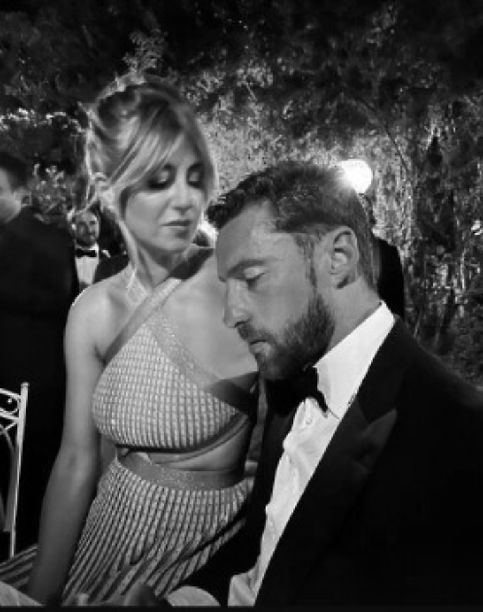 195319155-02e7310b-2618-464f-9ef8-5e630d1b8fce