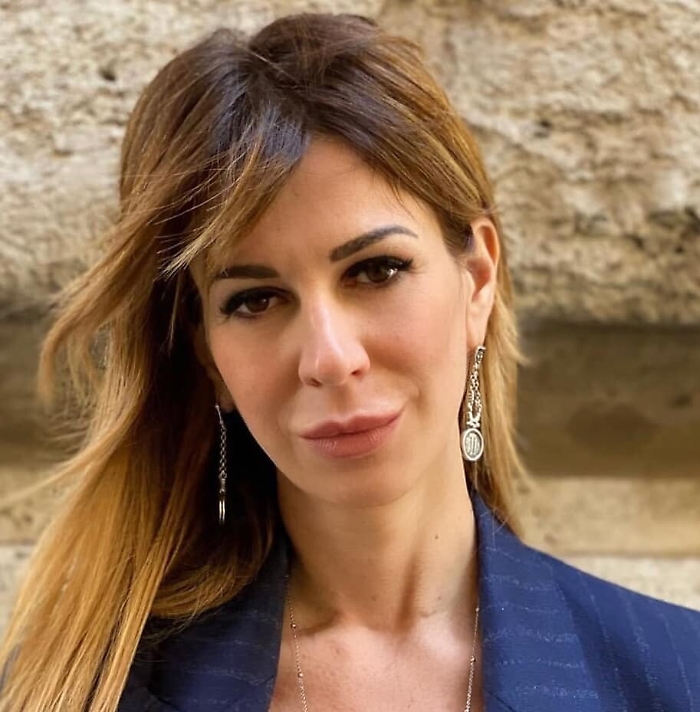 121517365-b5644d7d-ebed-42ea-9db8-228c31e5945b