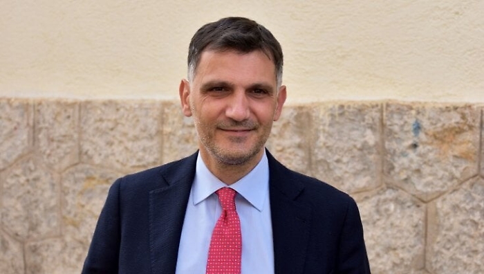 121555869-5c1f8d9f-7642-4e74-8f9f-962055fd8ff0