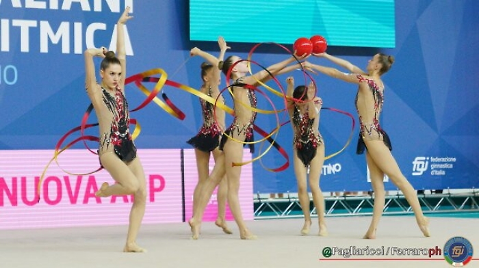 102611783-79876da2-7adf-45db-8b6e-cbe3a72ba8ca