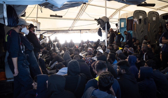 185134630-f23d2801-d11c-43df-8460-8252a3064a5a