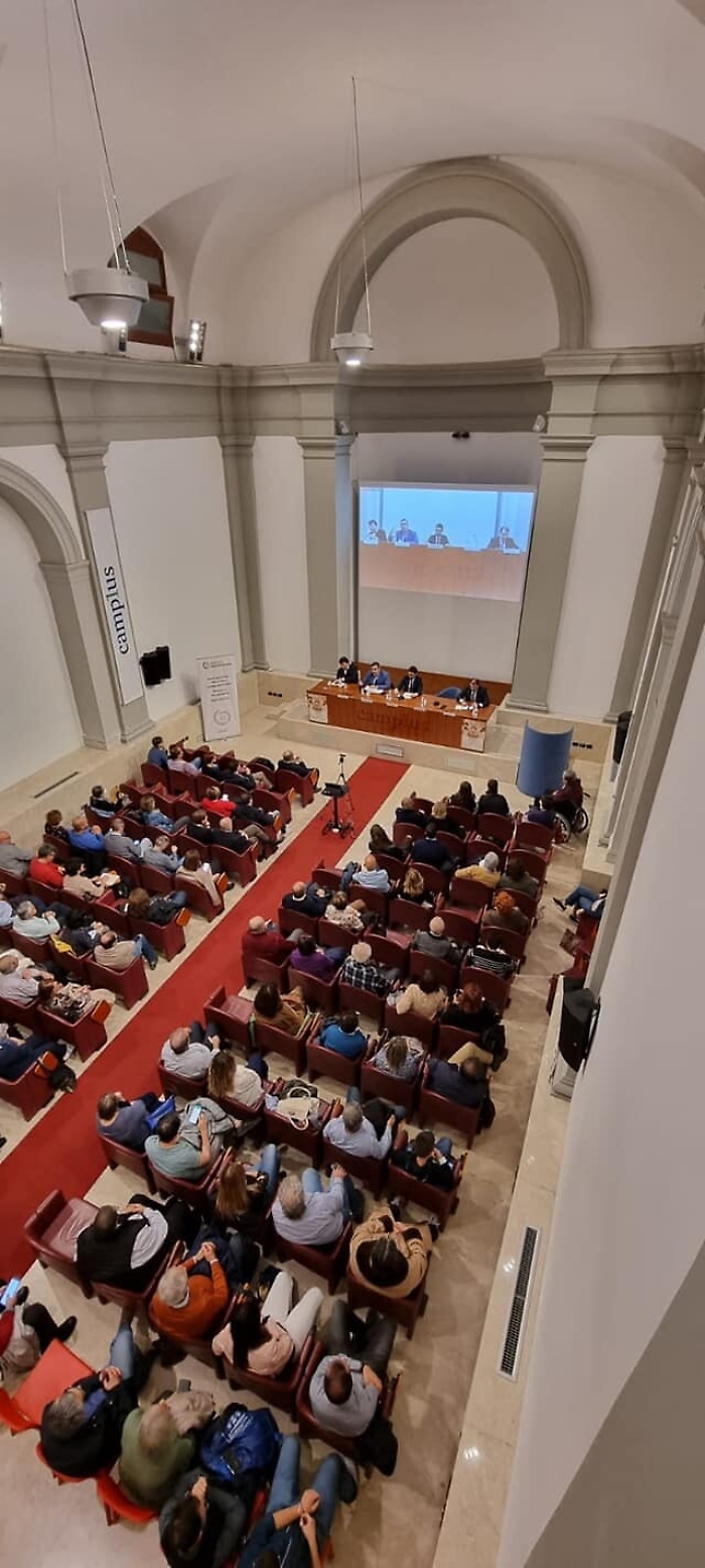 164414089-aab77670-80e2-40f7-b1e9-f29ed7b7fb76