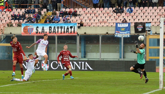 162548631-c15fe7c7-b0e4-4ae4-9d25-1c0bdc4e4c3b