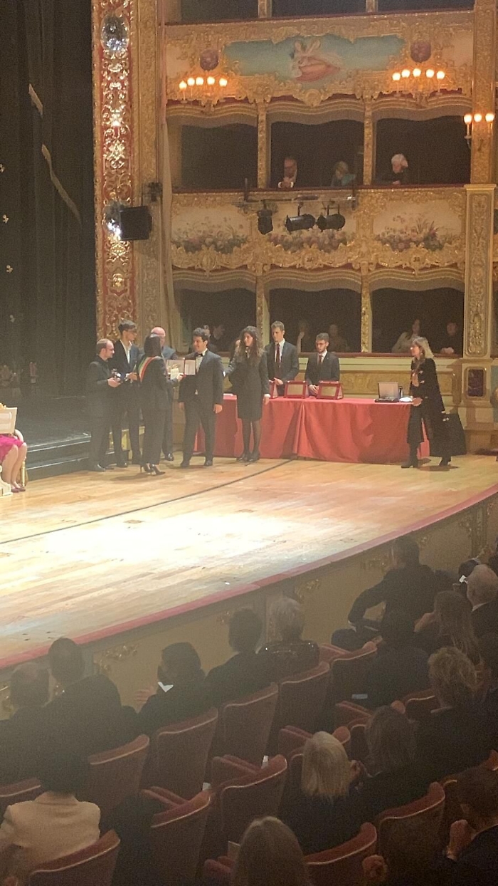 095325025-dc0babdd-8a1d-48a4-993d-1f84c6bc7df7