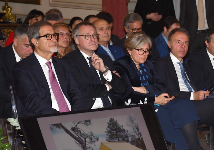 204306276-c1be59cd-3f96-40a5-b2a9-6cee0ebac3e8