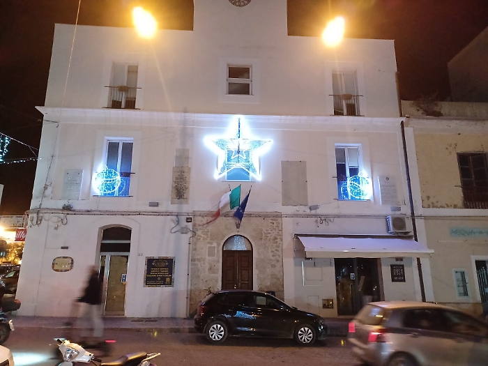 101830614-33017575-c3ad-4c41-a55d-fdc5393951cd