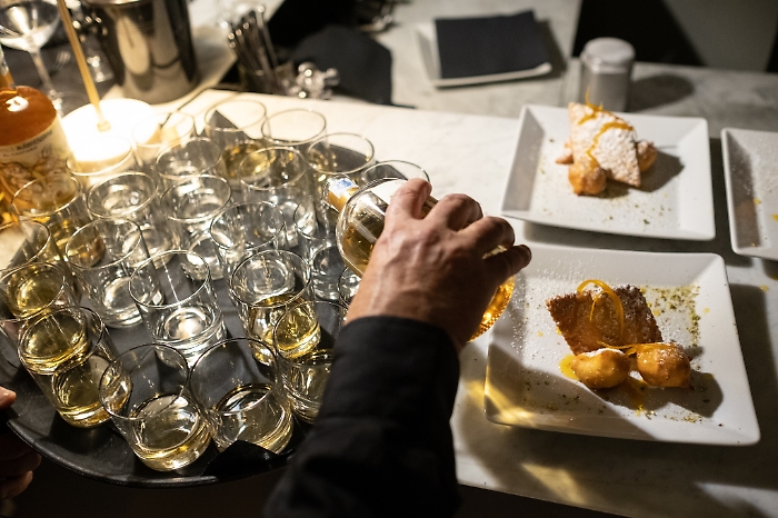 103859501-16e506a4-e12d-4b35-ba37-44efef2a4b9f