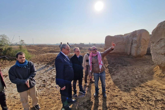 143906989-9607f5f7-1627-42e9-9dc1-157f678b4c9b