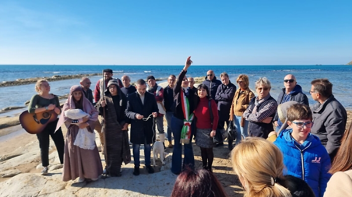 103715207-f194abd1-7a2d-47d7-9d14-87f9adfcf581