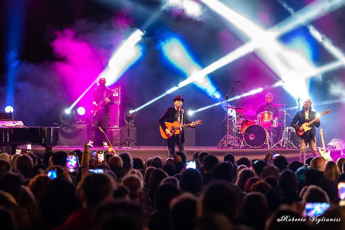 110943873-729e2228-cf67-4692-92bf-8a95cd31f042