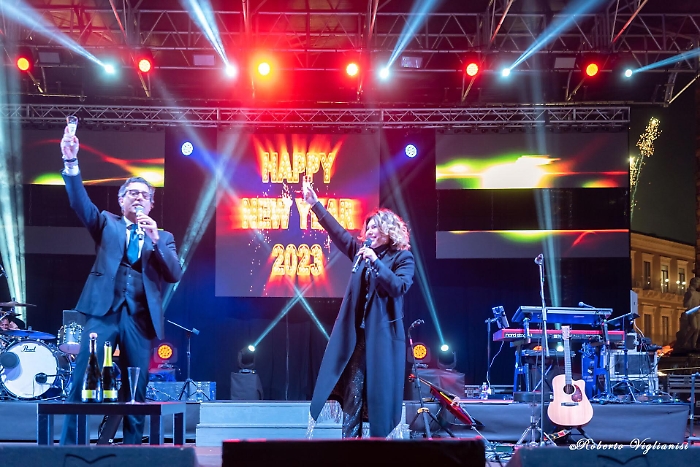 103728545-eaba6d40-5c49-4c4a-8500-6841eb5d759b