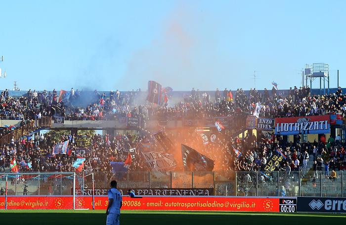 165716063-dc2df54a-0d3f-4977-bce7-fb4e60319af9