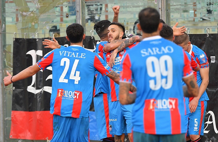 184258065-3b226d27-7469-450e-8d45-d1112afa3462