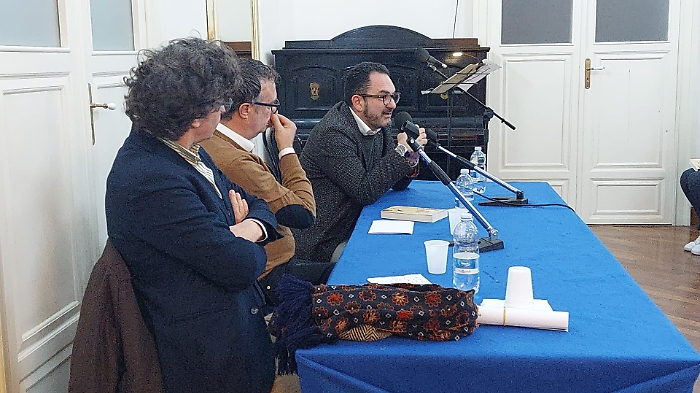 155802131-08011332-c4f1-4be4-8668-2083f330ea8d