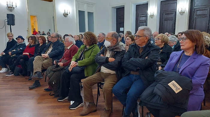 155803693-d4d7e4d6-c6ce-45f3-8eb9-bf18955ddd25