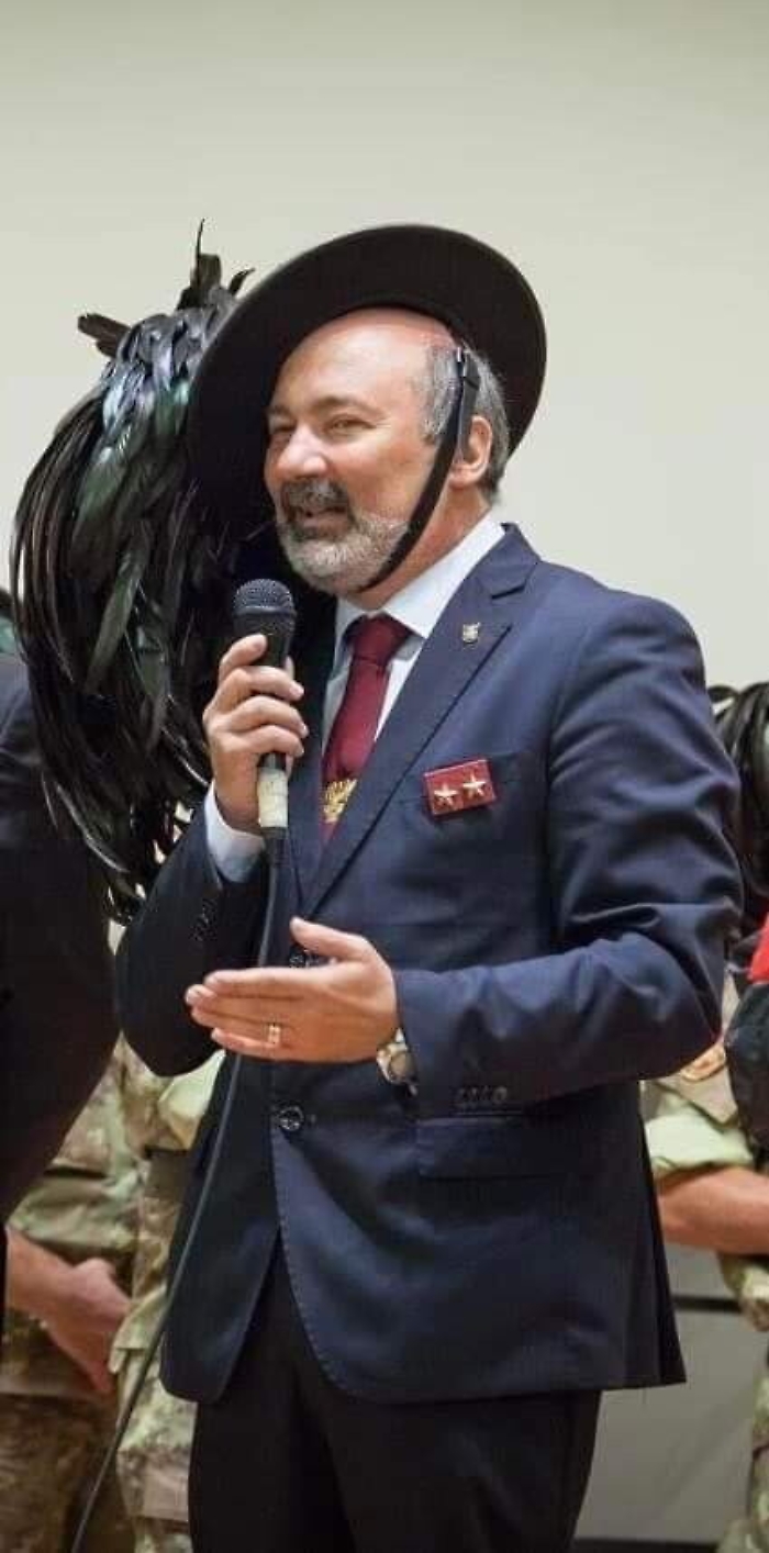 192954945-435e2e3a-5ac0-4e09-9489-d9b7cab6f3d9