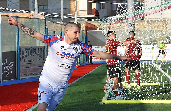 174251043-6cca99b3-452a-476f-b1f4-a3a4f5250896