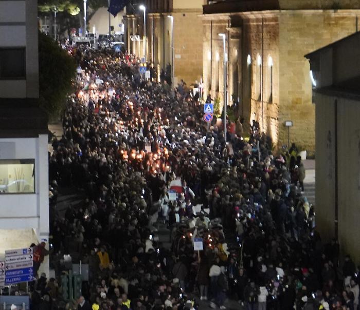 Fiaccolata-dellAmicizia-dallalto