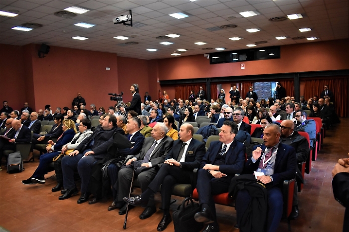 Foto-2-la-sala-delle-Ciminiere