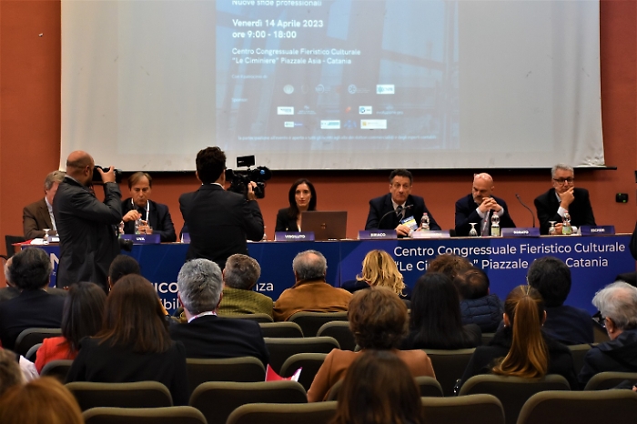 foto-4-uno-dei-dibattiti-del-convegno