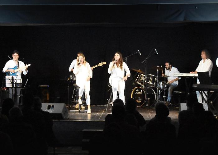 355512160_270658968849894_7815262736178826673_n