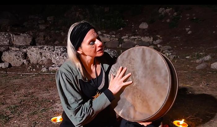 Festa-Ellenica-Antigone-1-Iridiana-Petrone