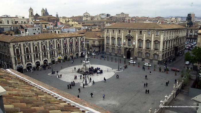 Palazzo-degli-Elefanti