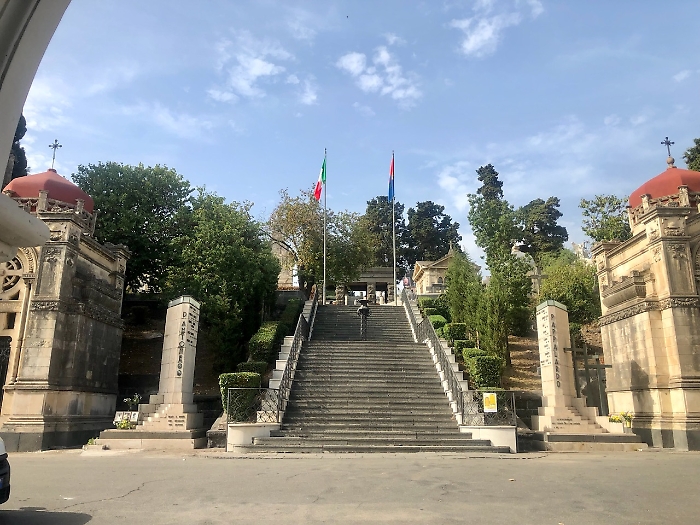 BAE846AD-DA99-4ABC-99F3-011D92ED2034