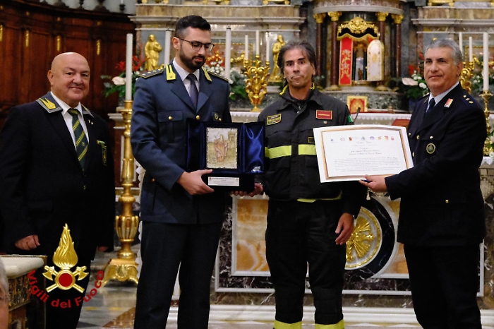 WhatsApp-Image-2023-11-25-at-17.34.01