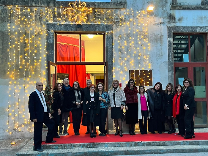 Dirigente-scolastico-e-docenti