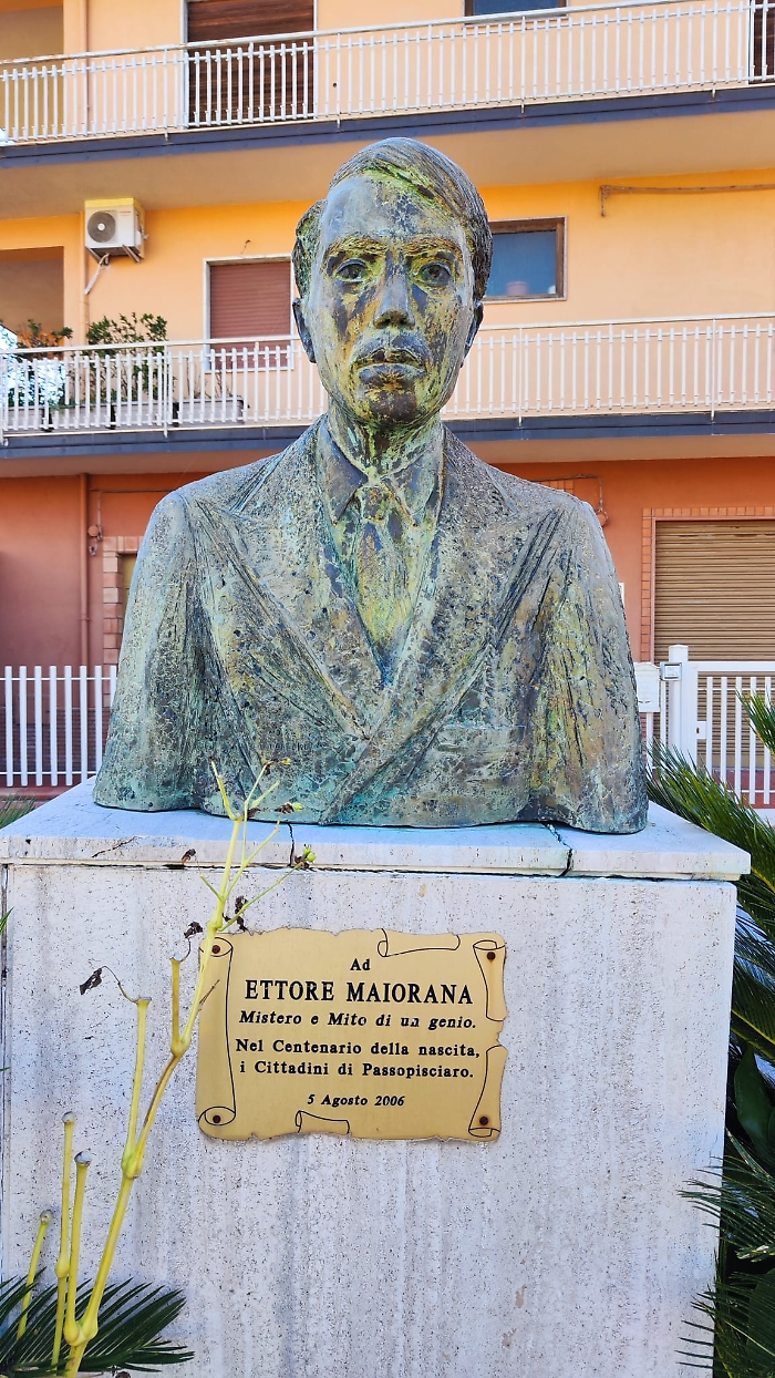 Passopisciaro-statua