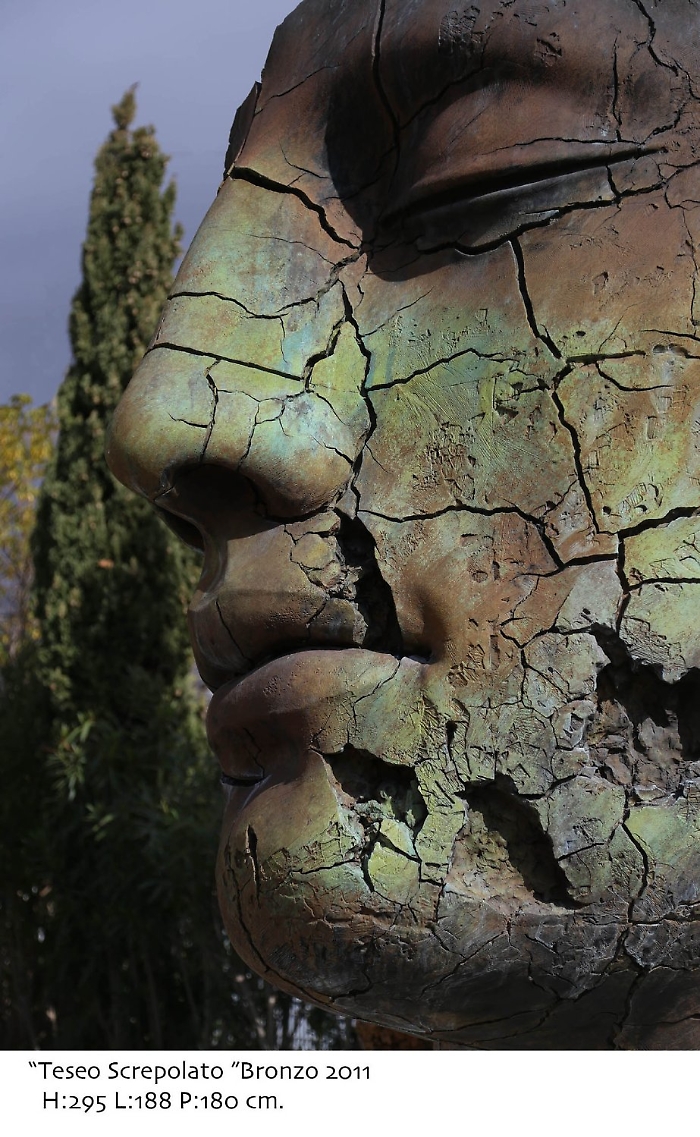 Teseo-screpolato-bronzo-2011