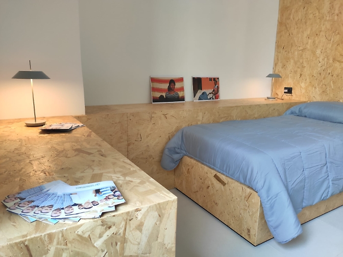 711c9744-5ff7-43ca-9418-86a9b9378201