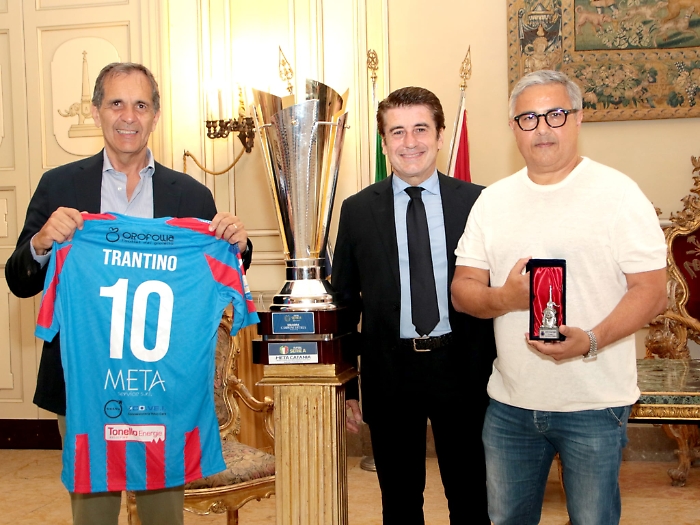 3d6c6ef1-9ef8-430b-9329-052839c93e86