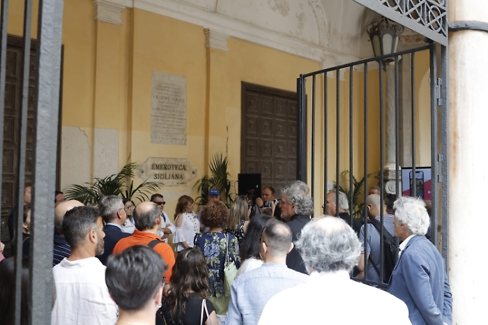 7ba6dbdf-ca20-464b-8033-08ed571e56fe