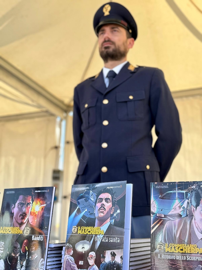 ANCHE-LA-POLIZIA-DI-STATO-PRESENTE-AL-FESTIVAL-INTERNAZIONALE-DEL-FUMETTO-ETNA-COMICS-1