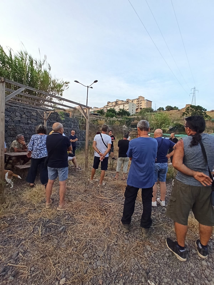 Orti Librino assemblea 6 agosto 04