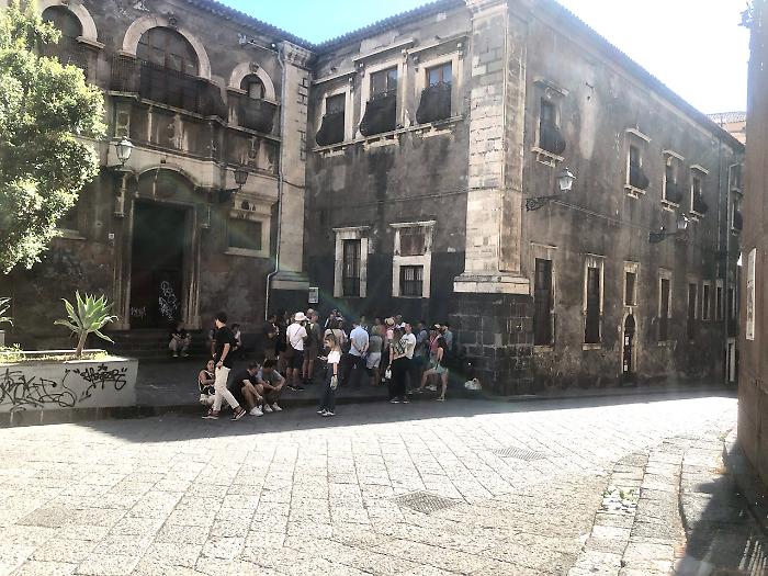 turisti Catania 01