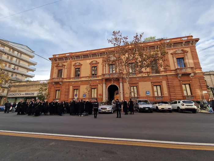 WhatsApp Image 2024-12-07 at 08.27.38