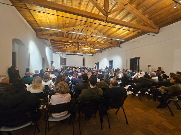 WhatsApp Image 2024-12-28 at 11.28.46 (4)