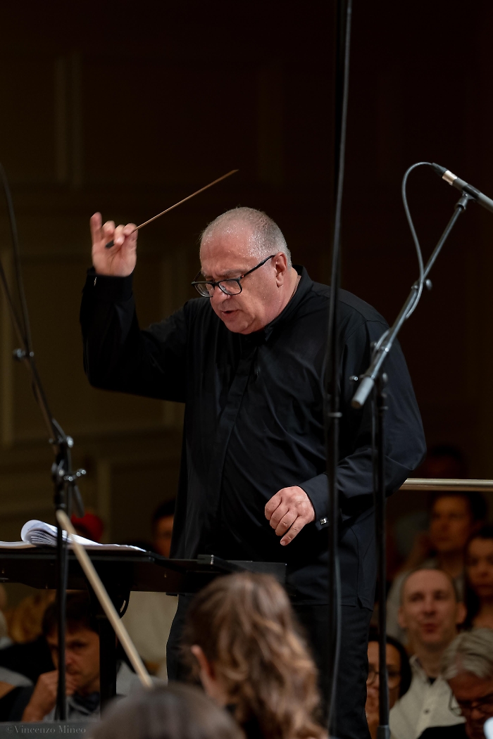 foto direttore orchestra conservatorio Bellini