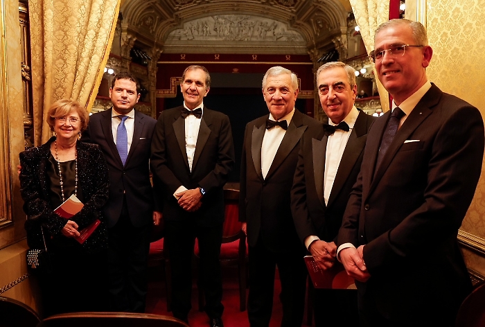 PHOTO-2025-01-18-23-39-59(2)