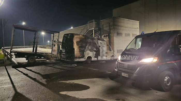 WhatsApp Image 2025-01-01 at 10.03.18 (1)