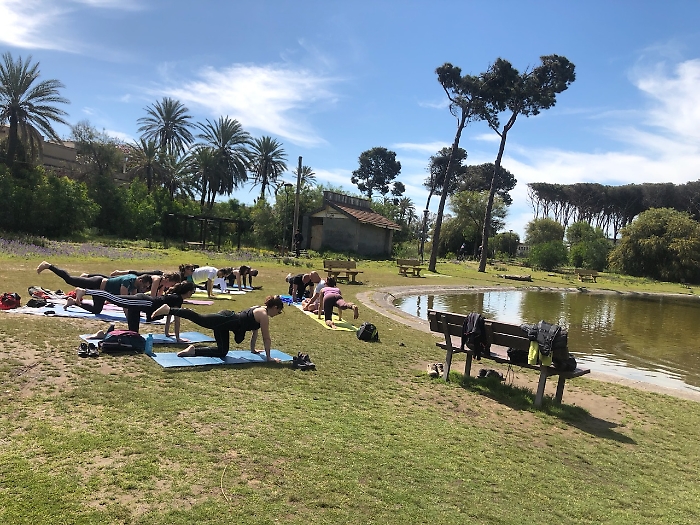 989CFF17-7EE9-4F58-8D2A-00478589052C