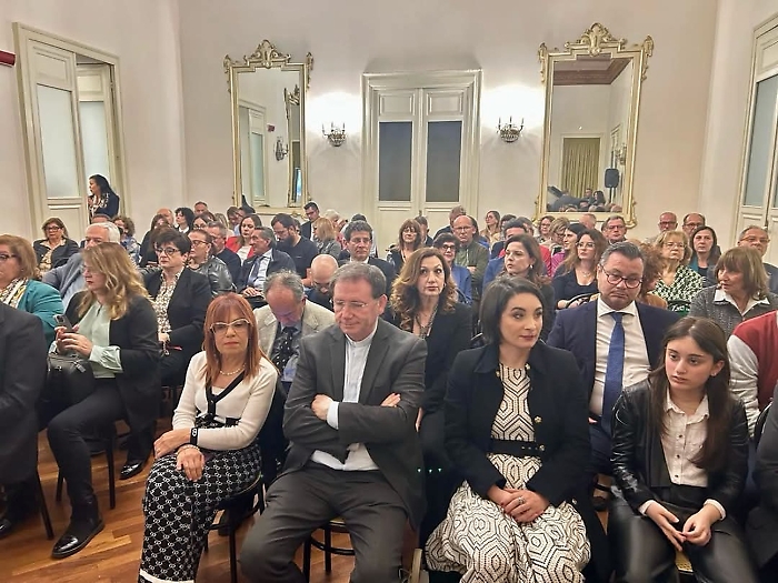 WhatsApp Image 2025-04-28 at 21.29.27 (1)