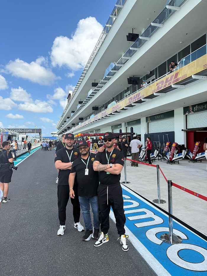 PHOTO-2025-05-06-16-05-47 (2)