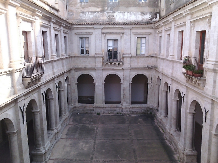 10a. Fondo Librario antico di Licata (AG)_fonte portale I Luoghi del Cuore